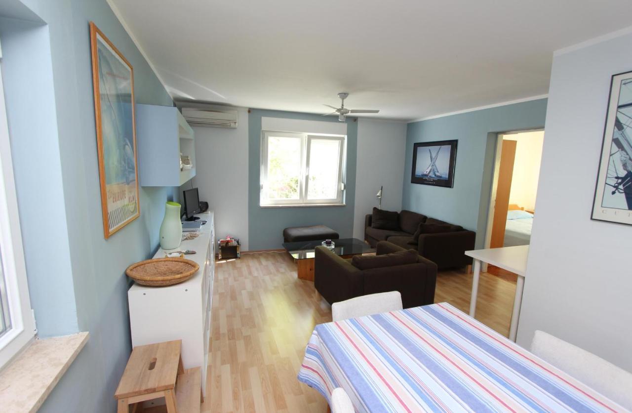 Apartment Maestral Ровинь Экстерьер фото