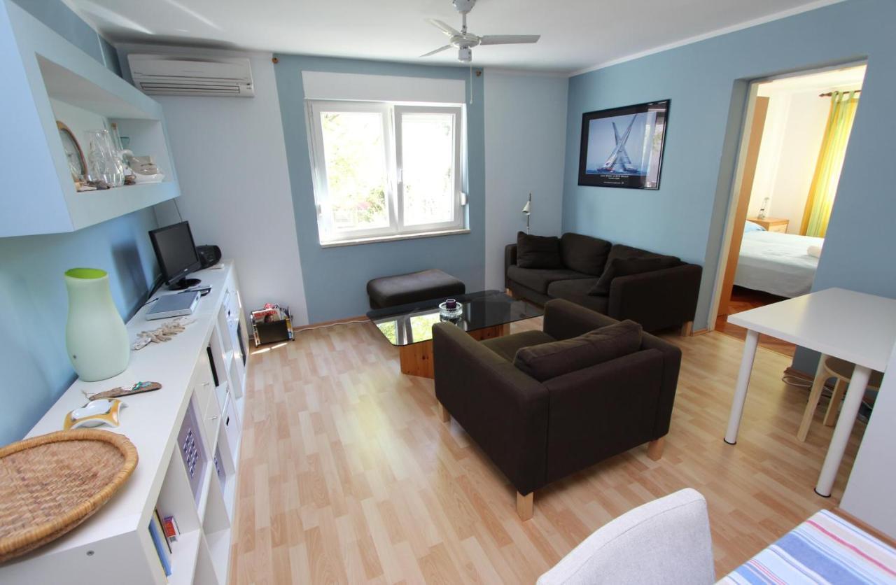 Apartment Maestral Ровинь Экстерьер фото
