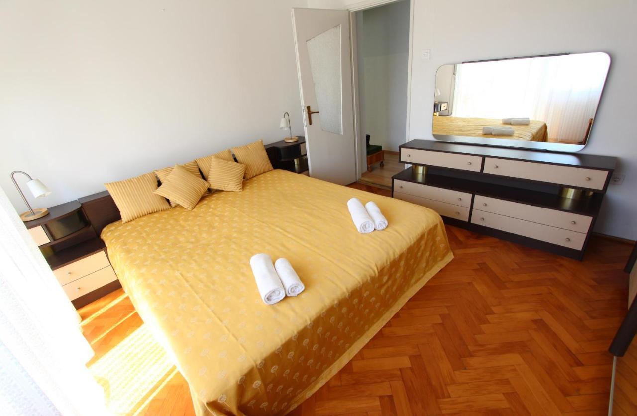 Apartment Maestral Ровинь Экстерьер фото